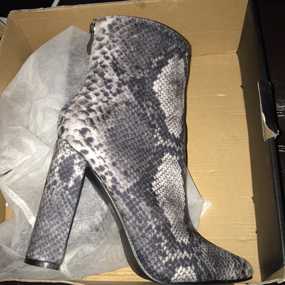Fashion nova snake boots! Brand new!